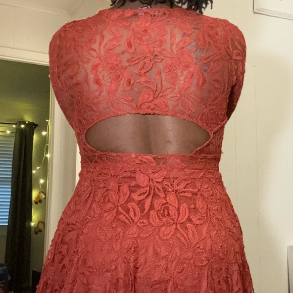 Rust Lace Dress - Picture 2 of 7